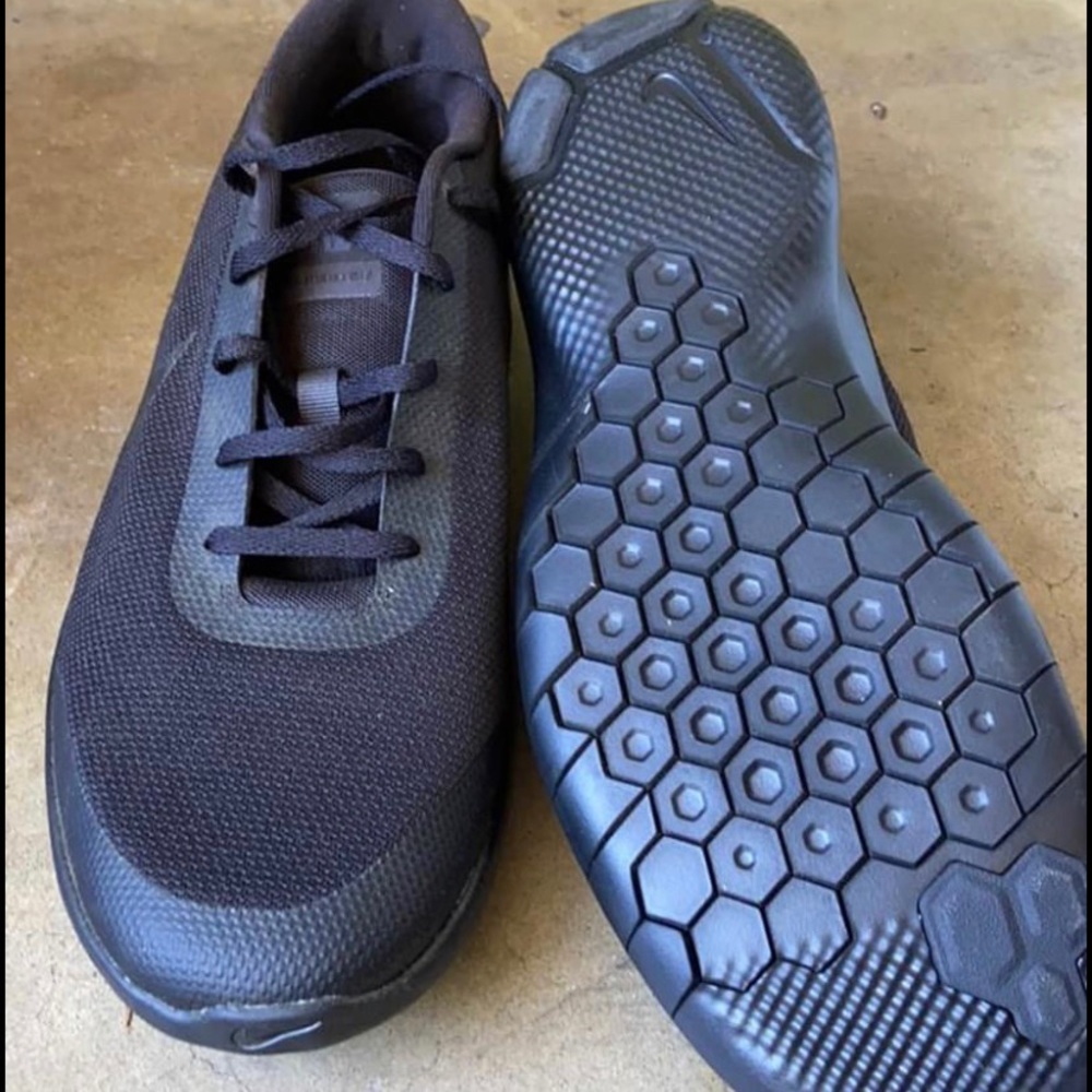 Nike Flex Tennis shoes